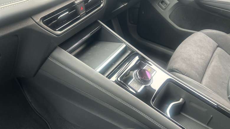 Volkswagen Tayron 2.0 TDI Elegance 5dr DSG7 [7 Seat] Diesel Estate